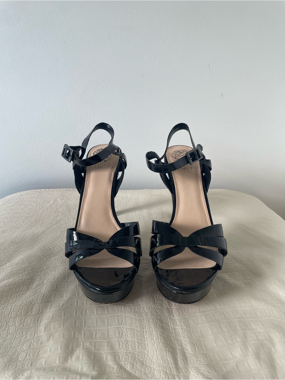 Vince Camuto Peppa Black Patent Platform Heels Size 8.5